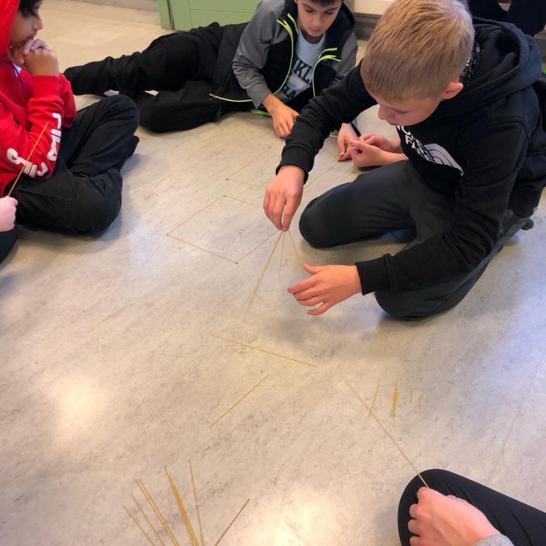 255275283_212307881025349_6426156192404813707_n