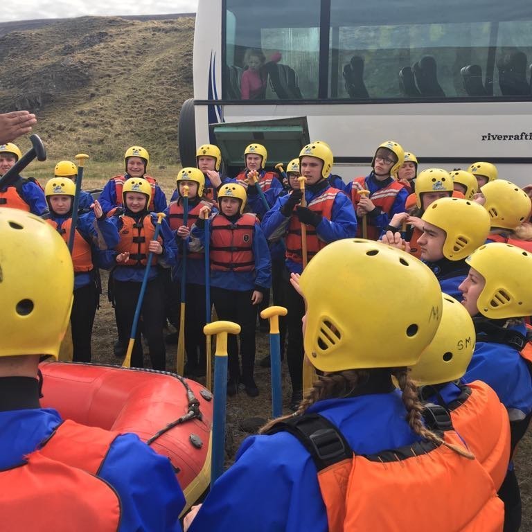 60936823_667975586996721_2962271551442911232_n