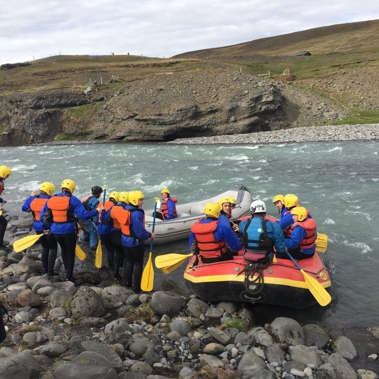 60979125_2337910999865557_1098566863819898880_n