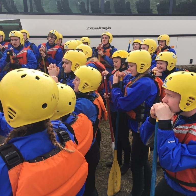 61101892_402220227035553_1821805860016357376_n