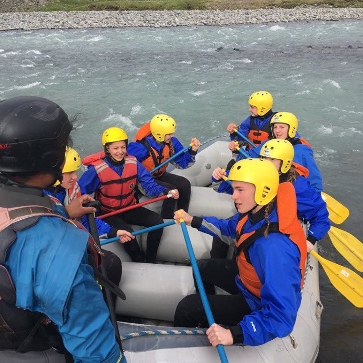 61179165_325276738166425_9089062229050916864_n