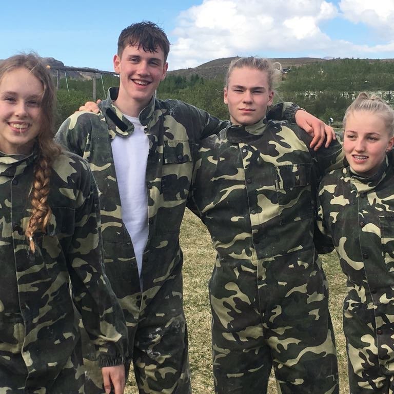 60960980_366578483983700_6721510693096390656_n