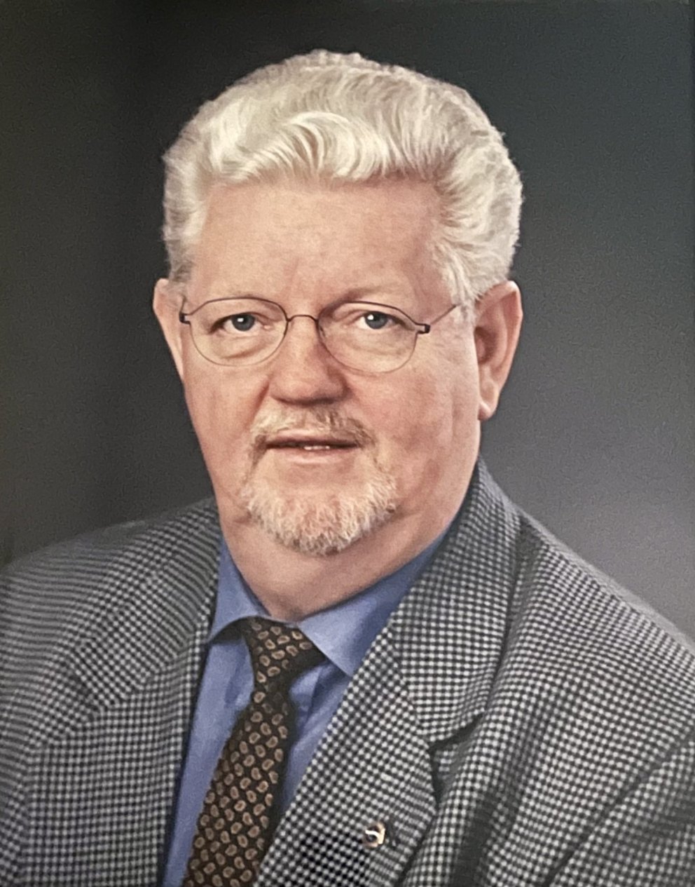 Gylfi Guðmundsson, fyrrverandi skólastjóri Njarðvíkurskóla