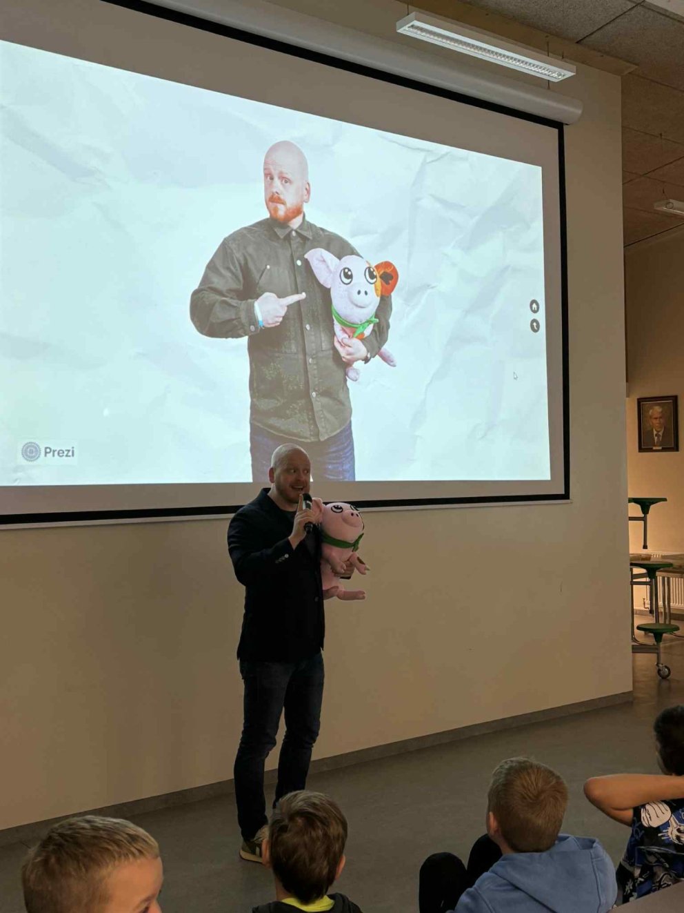 Ævar Þór heimsótti Njarðvíkurskóla