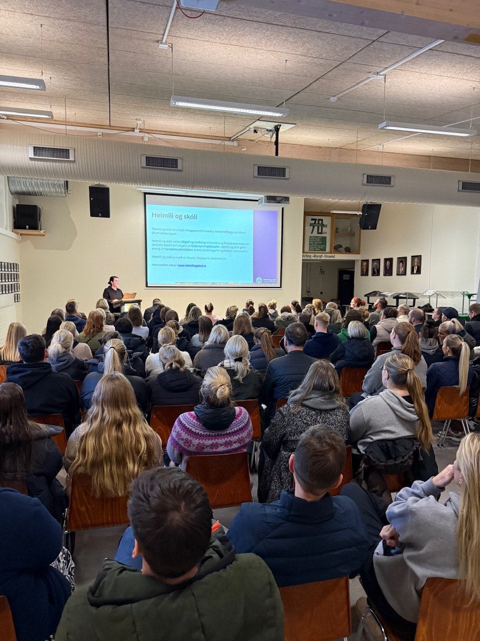 Erindi fyrir forráðamenn og starfsfólk í október og nóvember