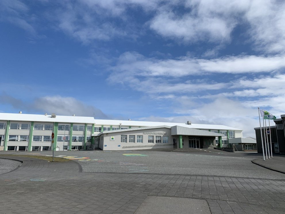 Njarðvíkurskóli