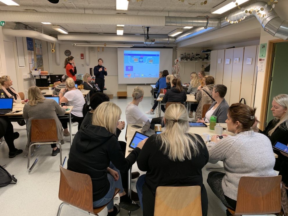 Njarðvíkurskóli fékk styrk frá Forriturum framtíðarinnar