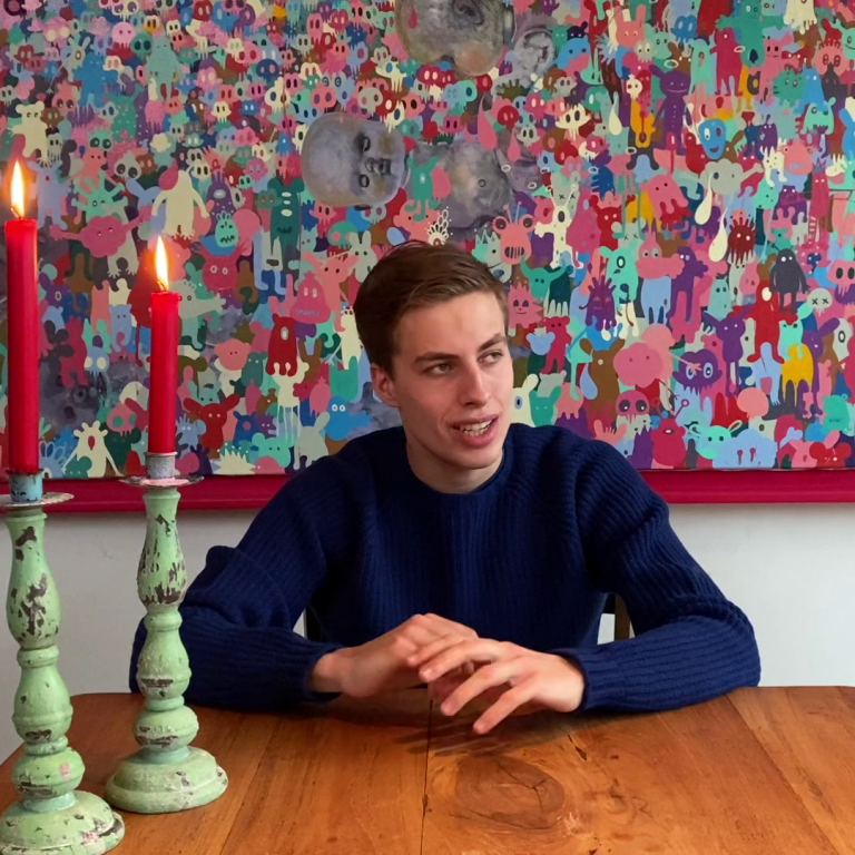 Már Gunnarsson sendir nemendum Njarðvíkurskóla hvatningarmynband