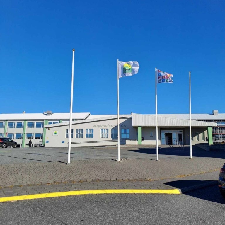 Njarðvíkurskóli