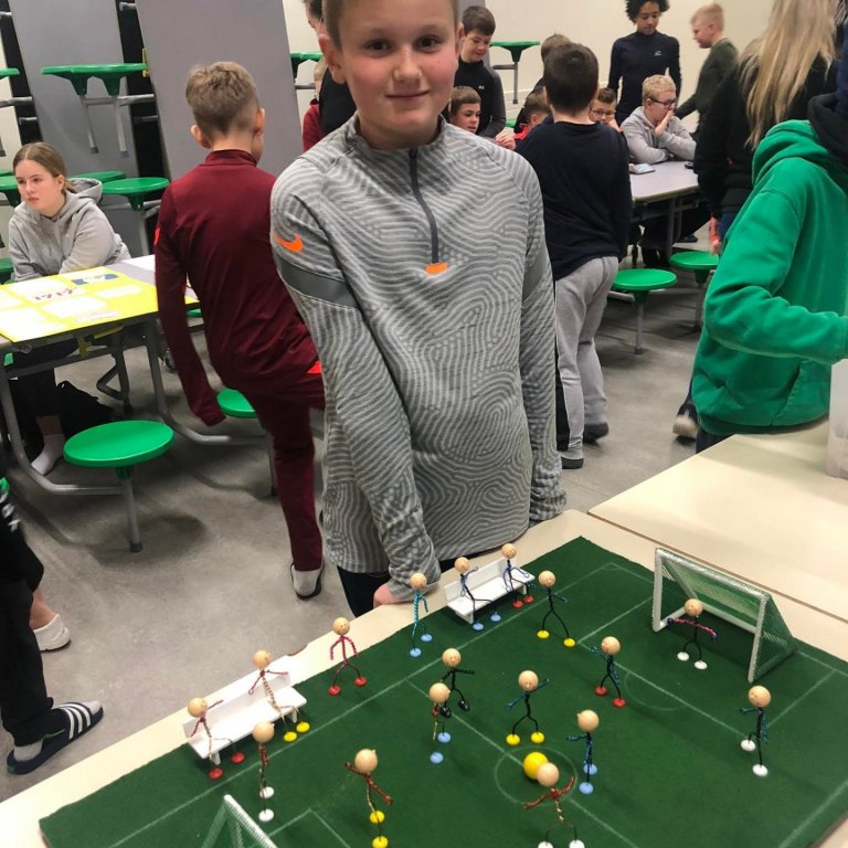 Sýning á áhugasviðsverkefnum