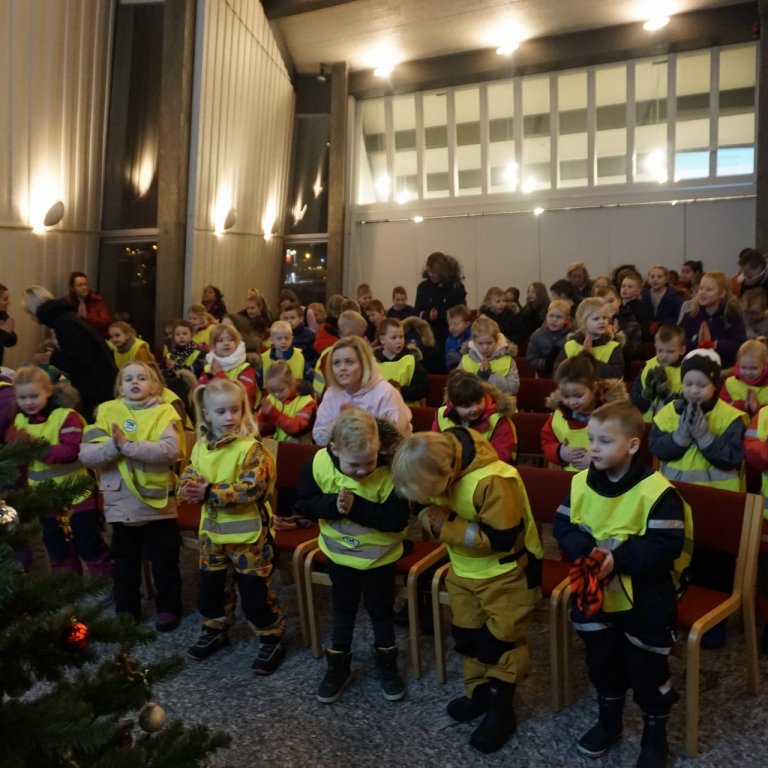 Aðventustund í Ytri-Njarðvíkurkirkju