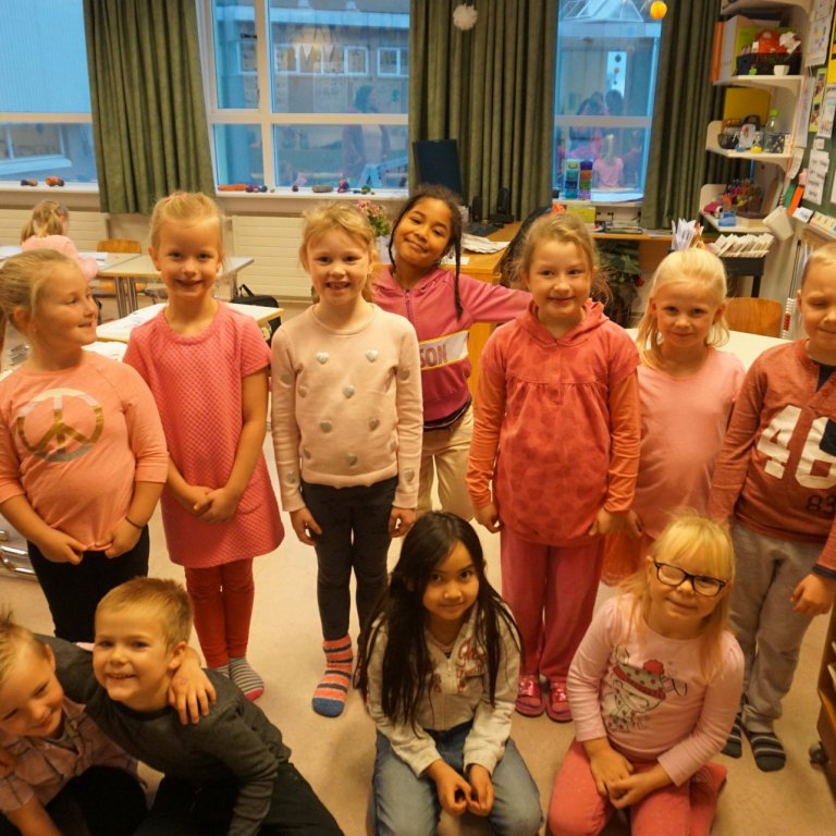 Bleikur dagur í Njarðvíkurskóla