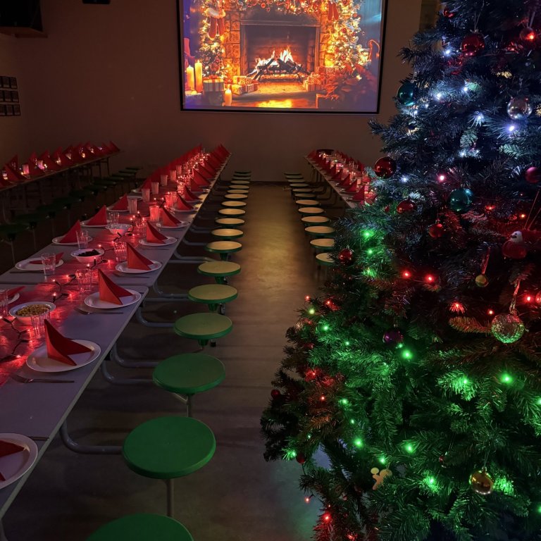 Föndurdagur og hátíðarmatur á aðventunni